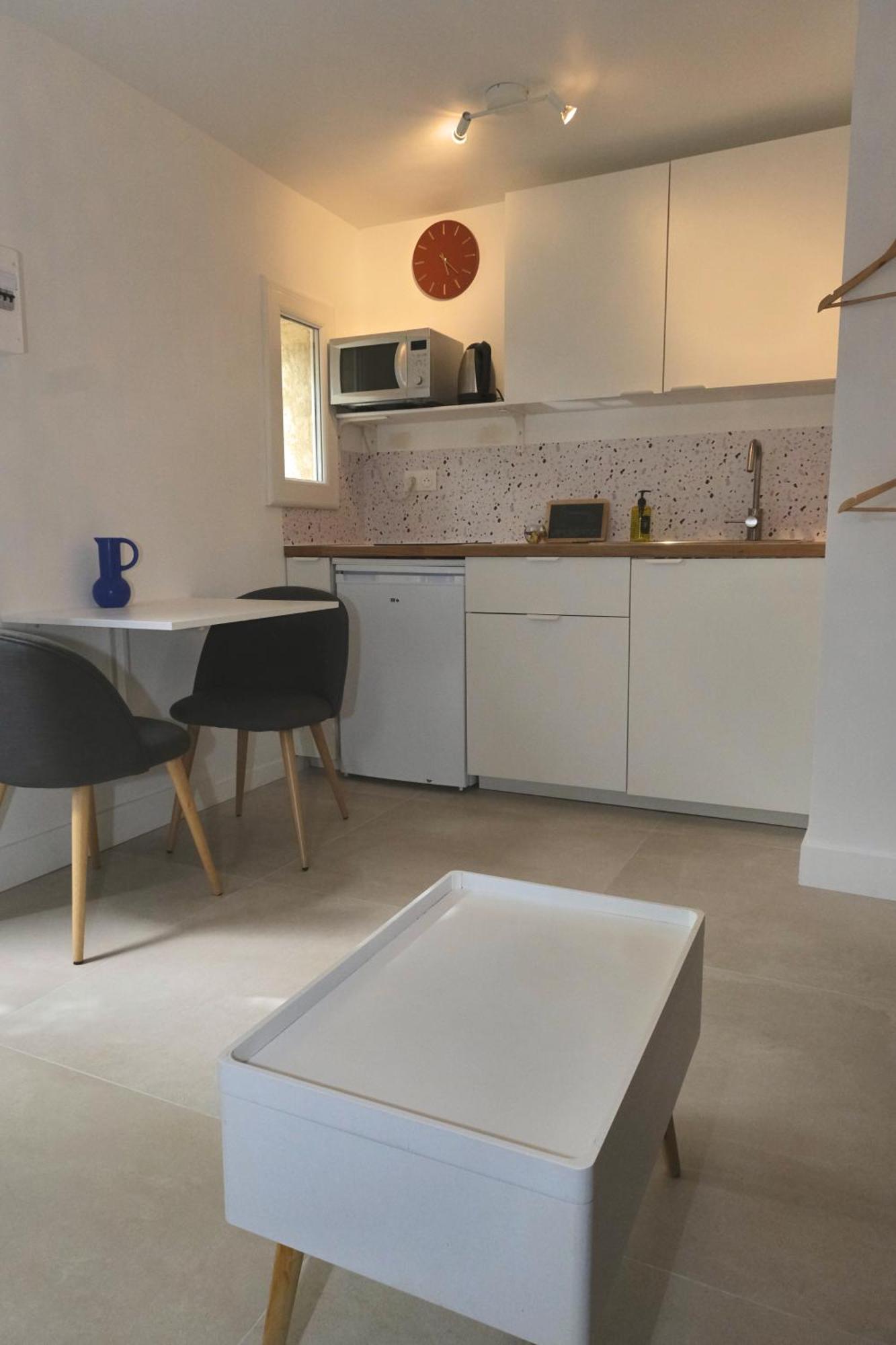 Studio Independant Avec Jardin Bouc-Bel-Air Eksteriør billede
